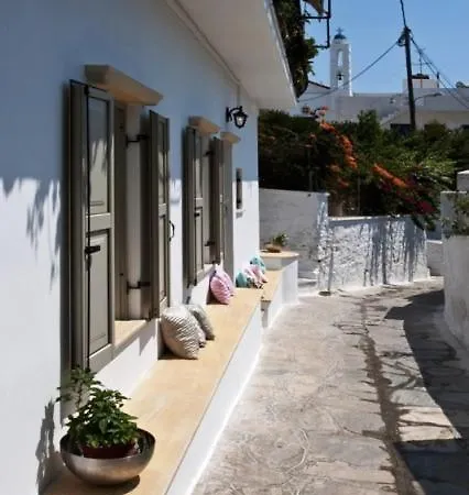 Апартаменты Amarielia's *