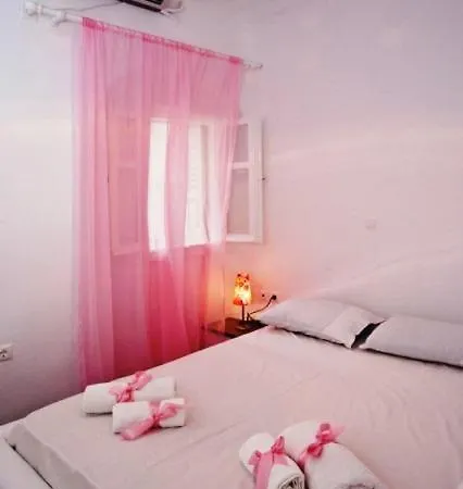 Amarielia's Апартаменты Тинос